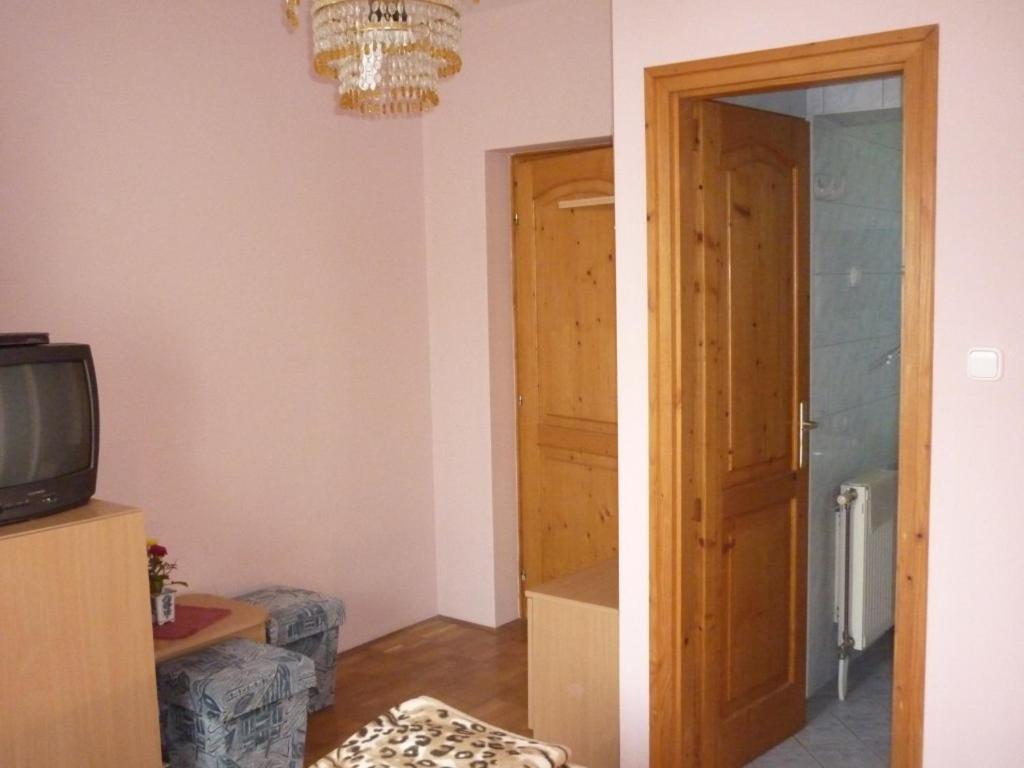 Barbara Apartmanház Kehidakustány Esterno foto