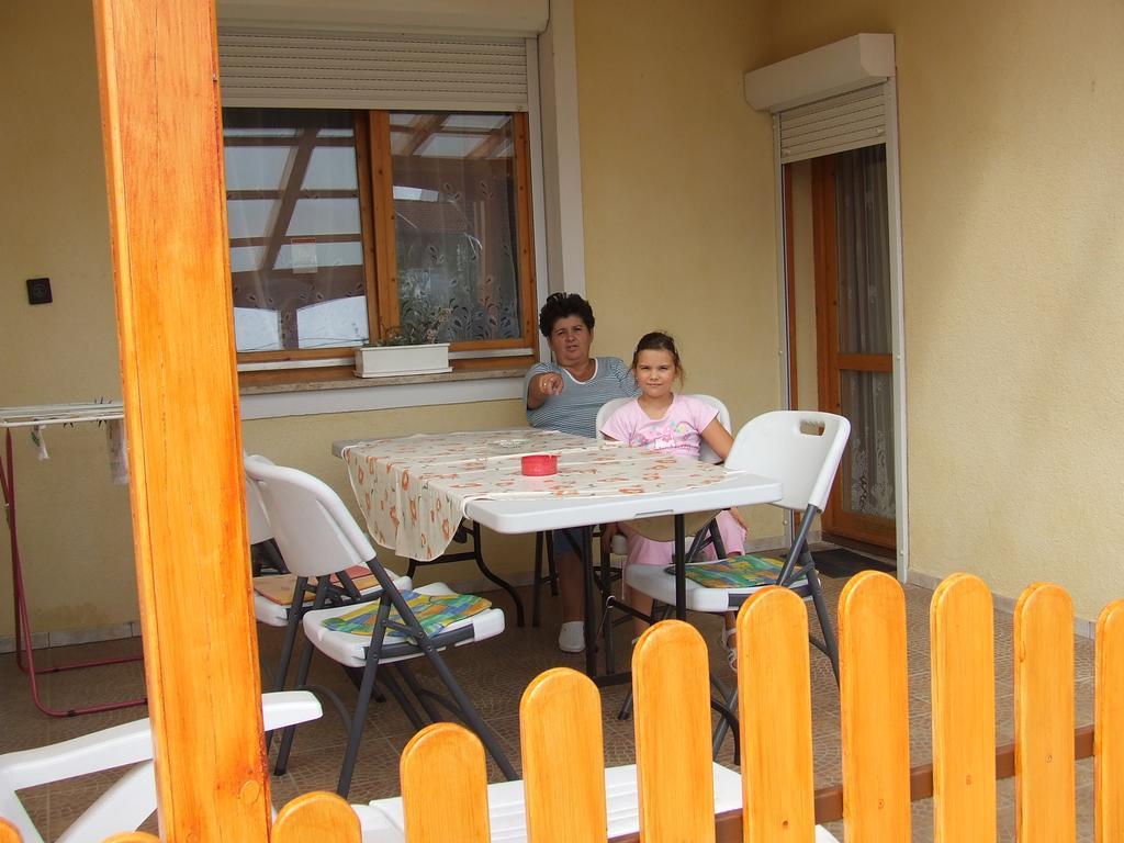 Barbara Apartmanház Kehidakustány Esterno foto